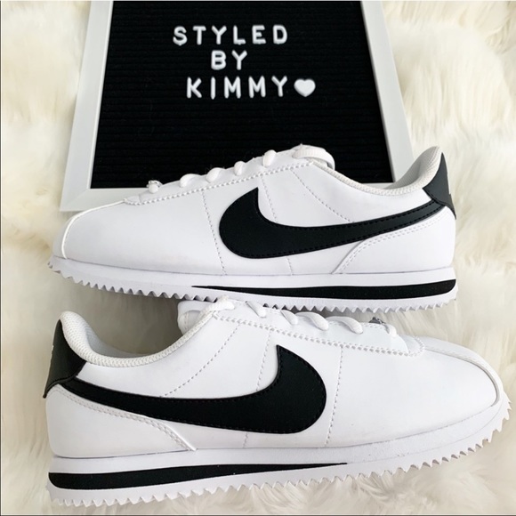 Nike Cortez Sneakers Shoes Black White New - Picture 5 of 10